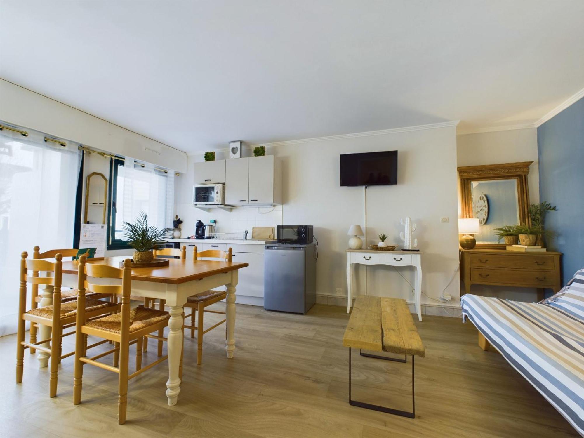 Charmant Appartement Lumineux Pour 4 Au Pouliguen ル・プリガン エクステリア 写真